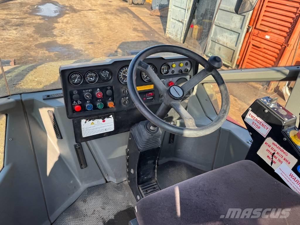 Dynapac CA 512 D مداحل أحادية الأسطوانة