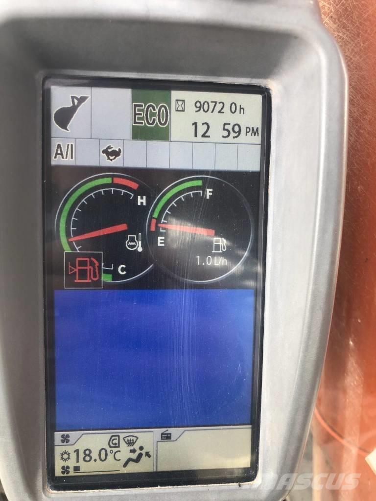 Hitachi ZX160LC-5B حفارات زحافة