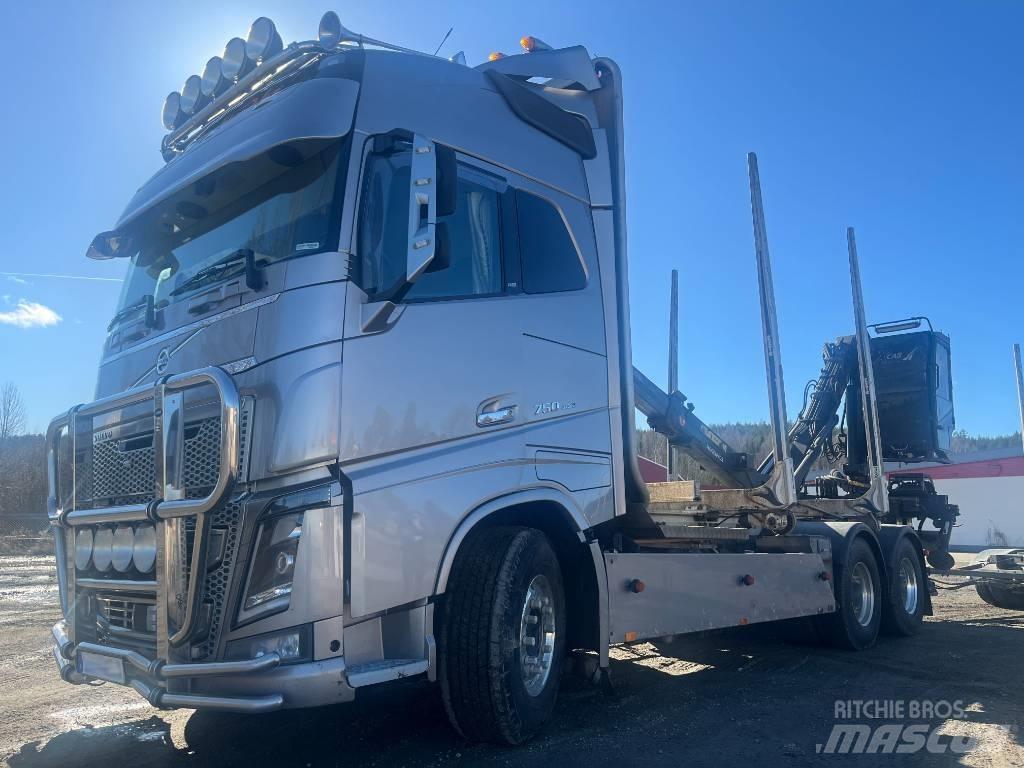 Volvo FH 16 750 6x4 شاحنات أشجار