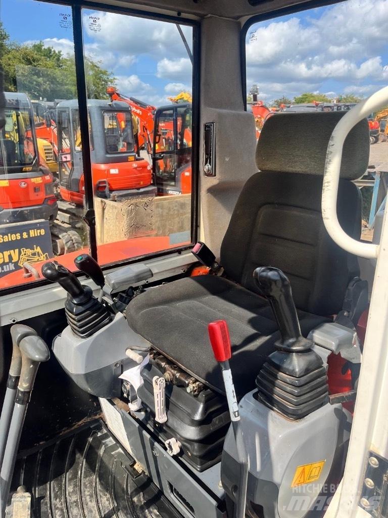 Kubota KX 161-3 A حفارات صغيرة أقل من 7 طن (حفارات صغيرة)
