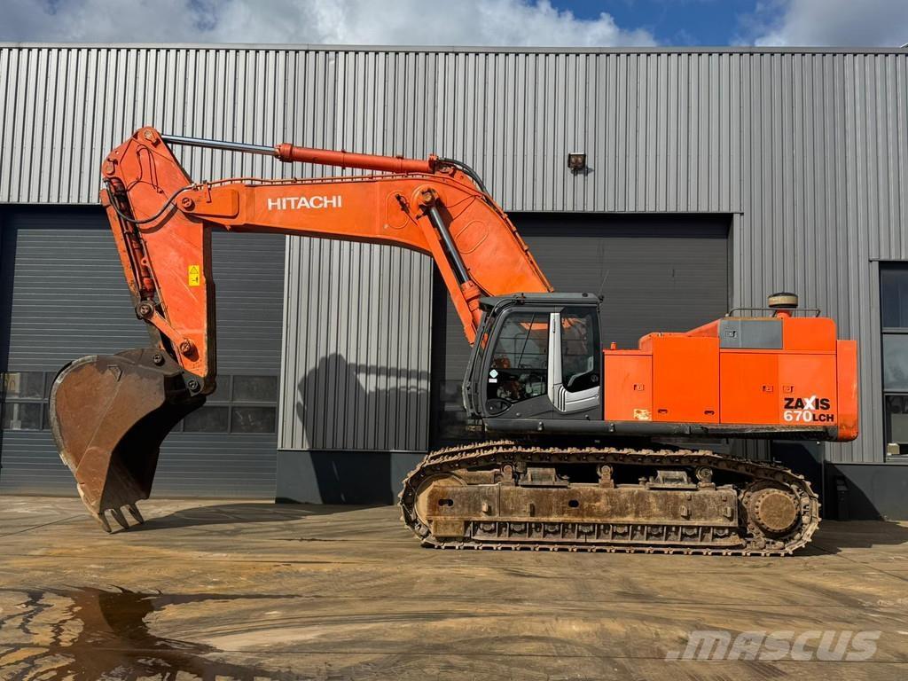 Hitachi ZX670LCH-3 حفارات زحافة