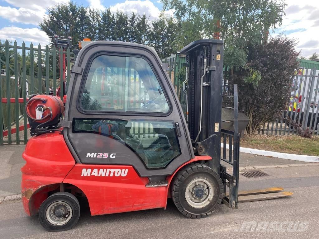 Manitou MI 25 G شاحنات LPG