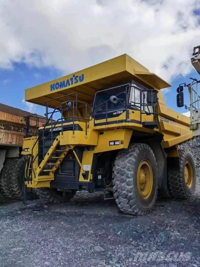Komatsu HD 785-7 شاحنات المخلفات الصلبة