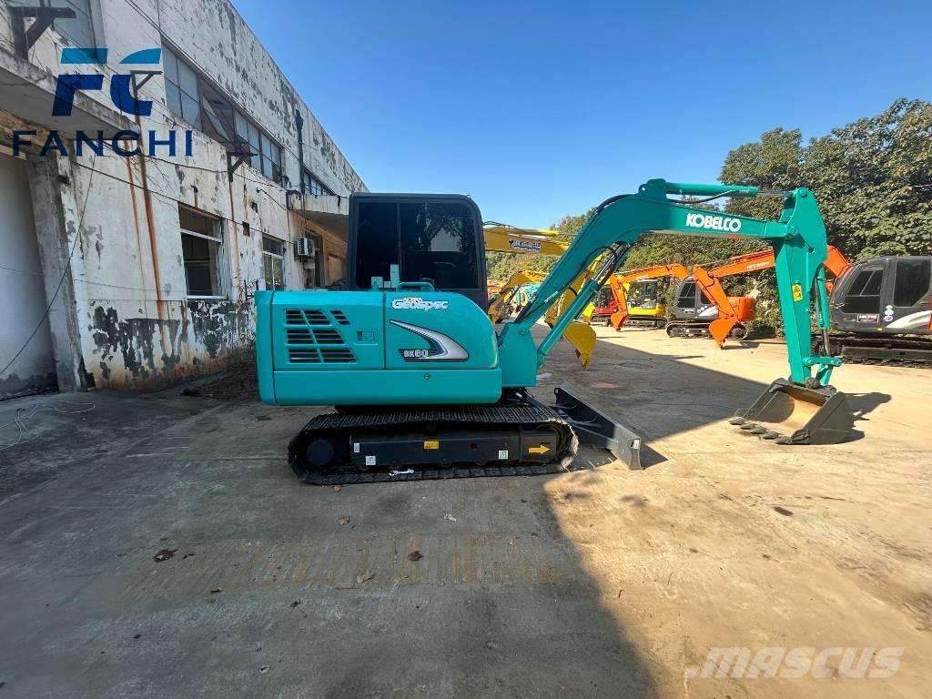 Kobelco SK 60 SR حفارات زحافة