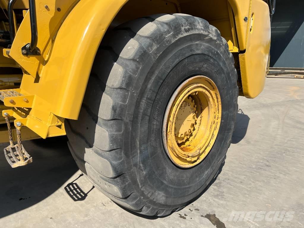 CAT 740 Water Truck صهاريج مياه