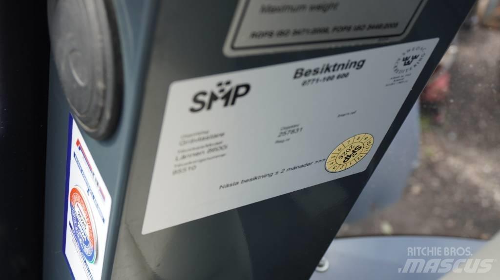 Lännen 8600 I لوادر ذات جرافات عكسية
