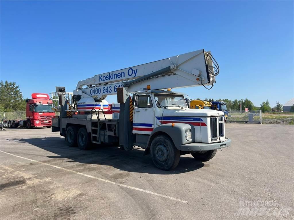 Scania 111 6X2 شاحنات الرافعات