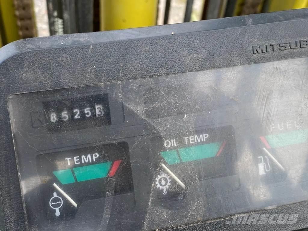 Mitsubishi FD25T شاحنات الديزل
