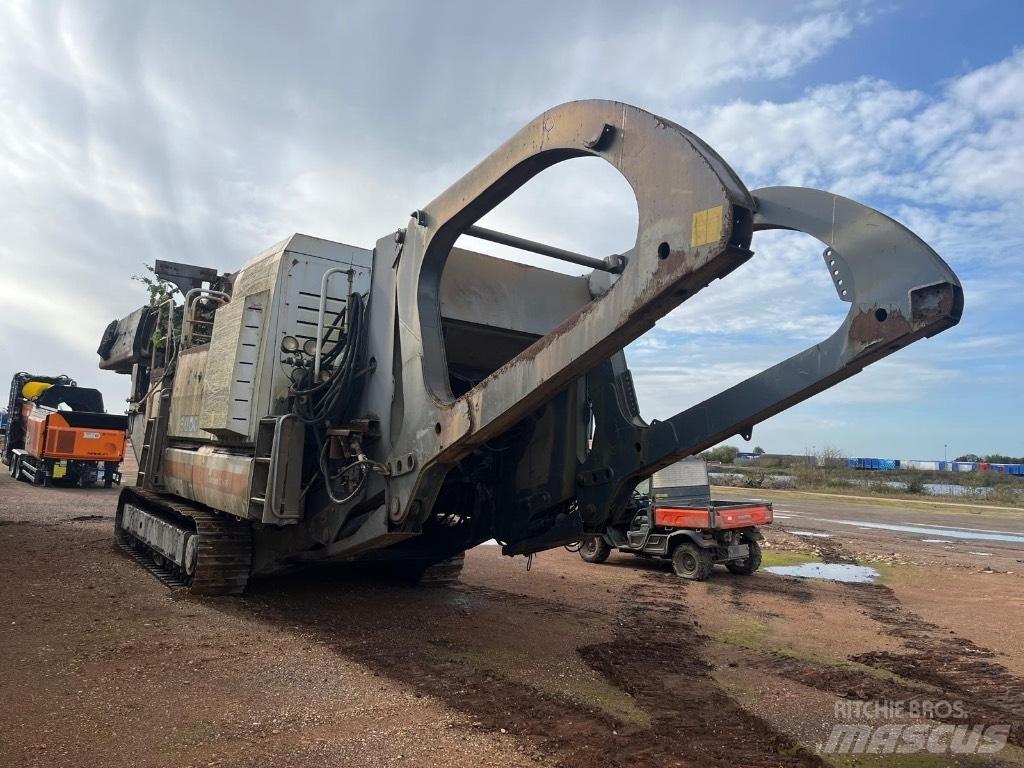 Metso LT1415S الكسارات المتنقلة