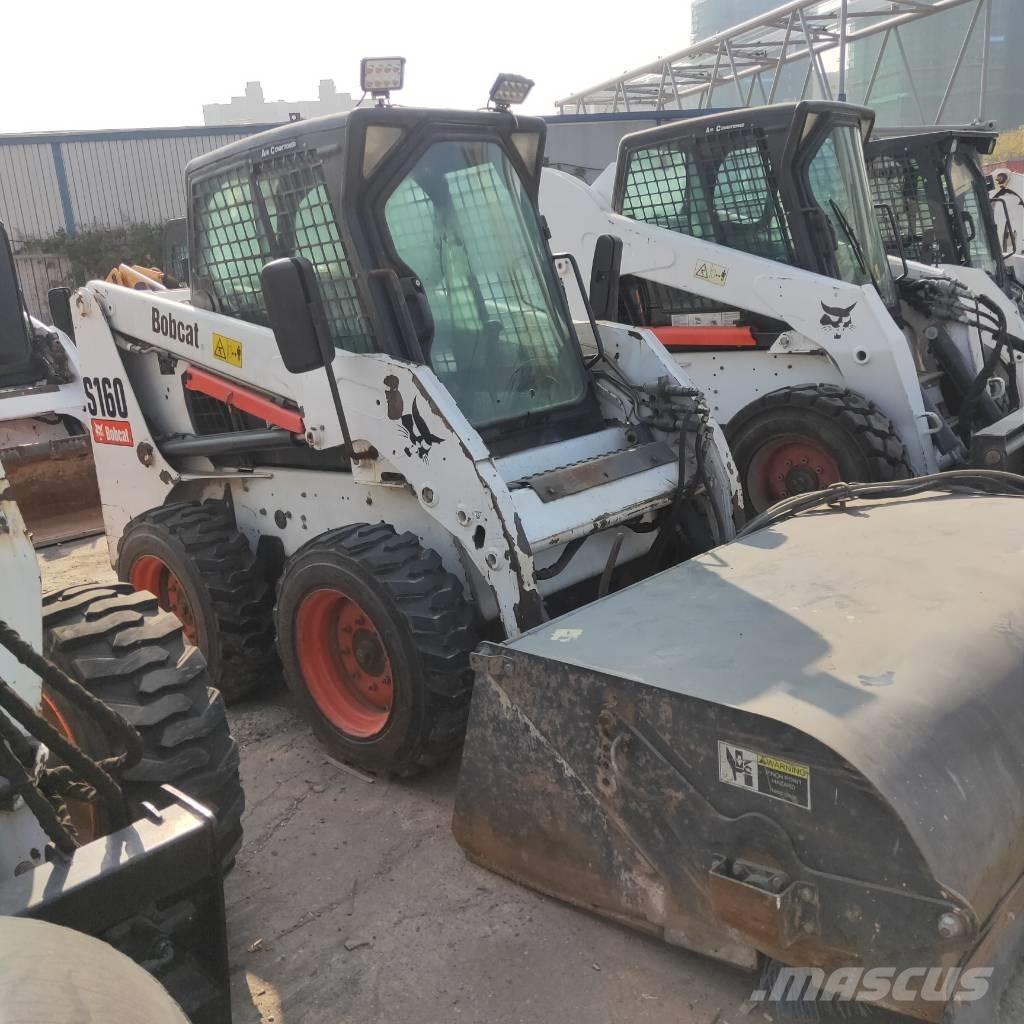 Bobcat S160 لوادر انزلاقية التوجيه