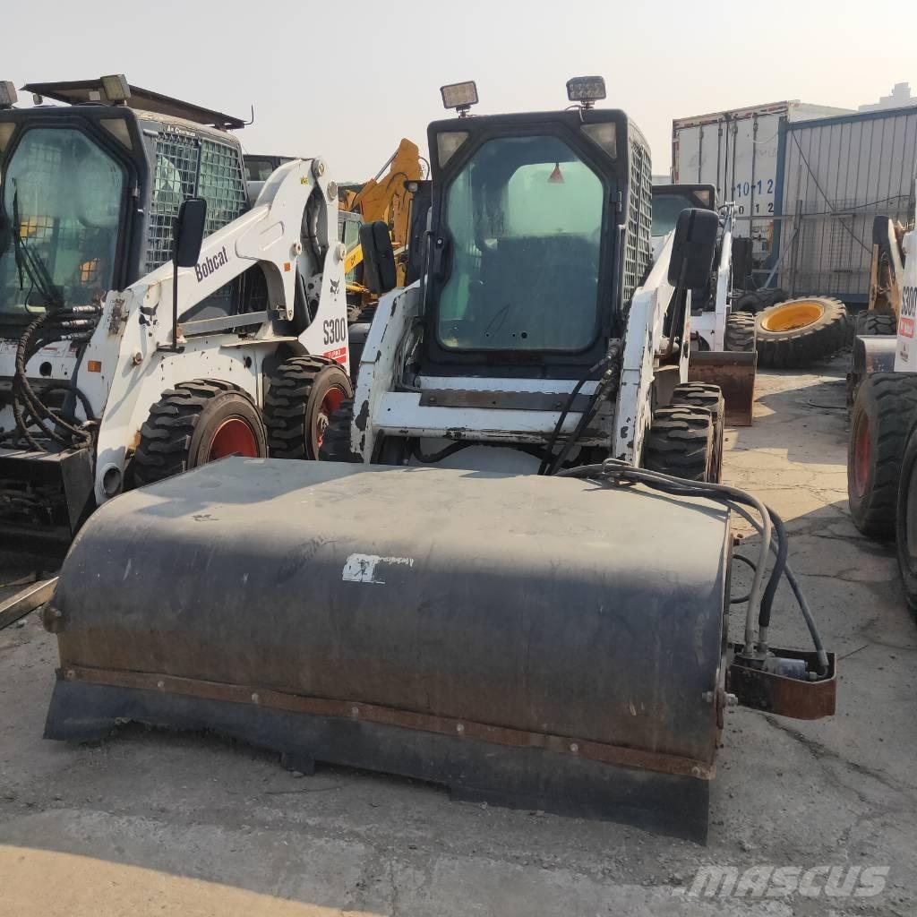Bobcat S160 لوادر انزلاقية التوجيه