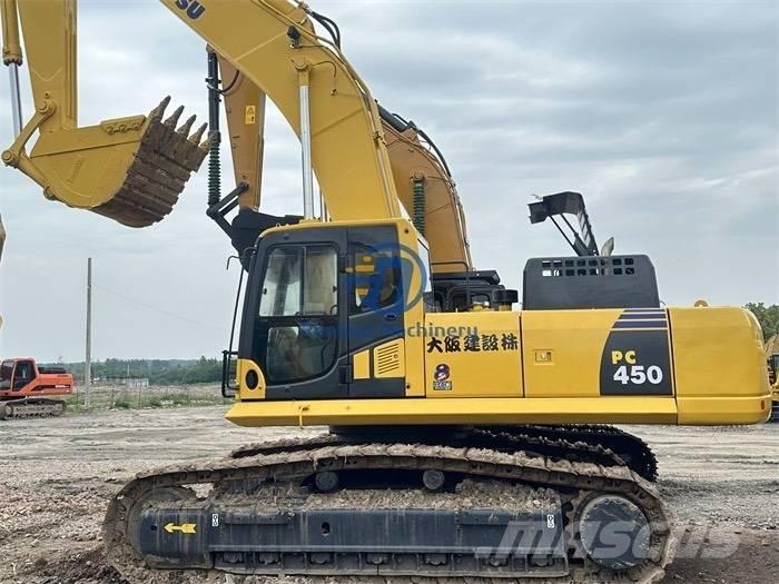 Komatsu PC450-8 حفارات زحافة