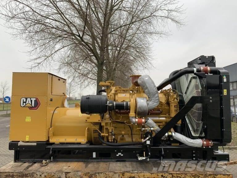 CAT C32 مولدات ديزل