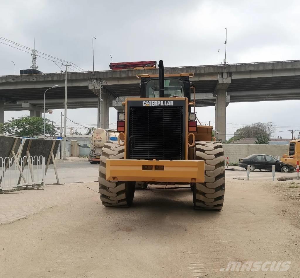 CAT 966 F لوادر بعجل