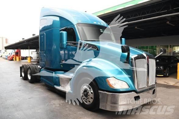Kenworth T680 وحدات الجر