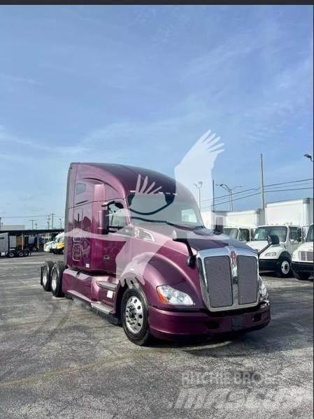 Kenworth T680 وحدات الجر