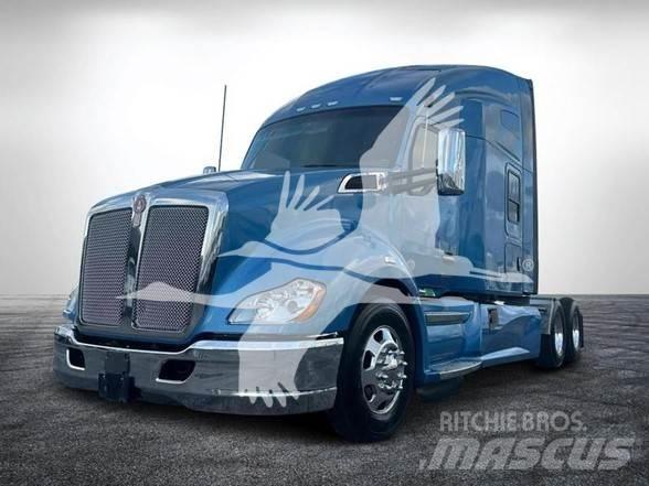 Kenworth T680 وحدات الجر