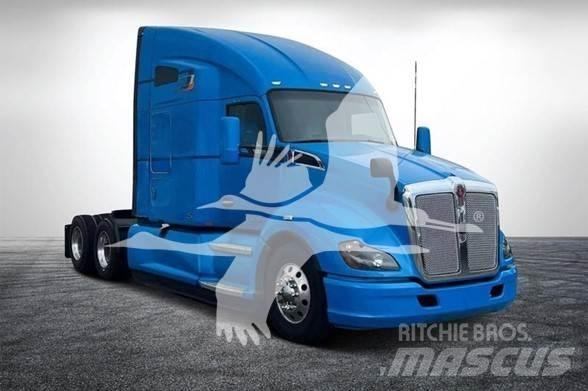 Kenworth T680 وحدات الجر