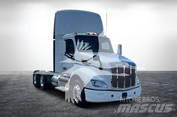 Peterbilt 579 وحدات الجر