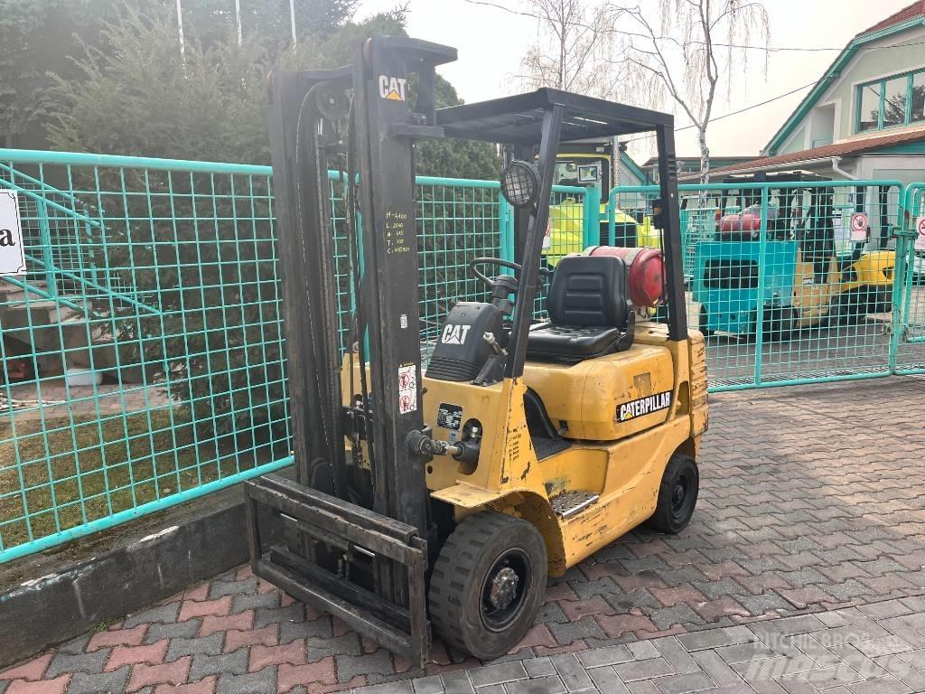 CAT GP 15 AC V-4100 شاحنات LPG