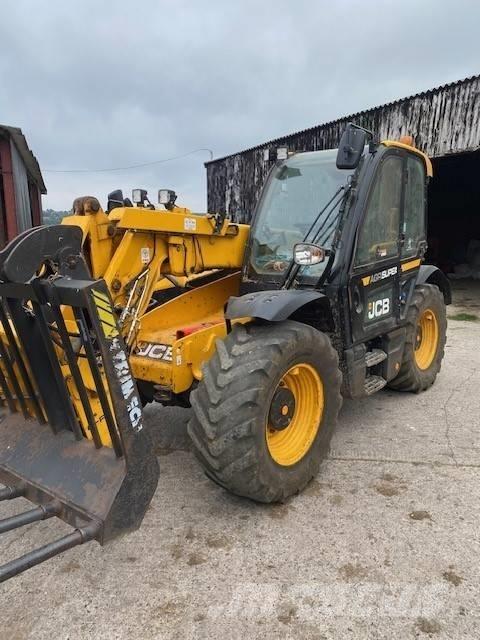 JCB 538-60 معدات مناولة لأغراض الزراعة