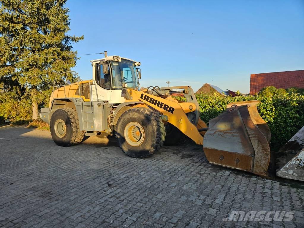 Liebherr L 576 لوادر بعجل