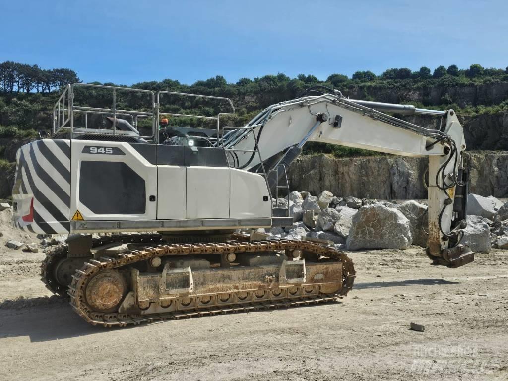 Liebherr R 945 حفارات زحافة