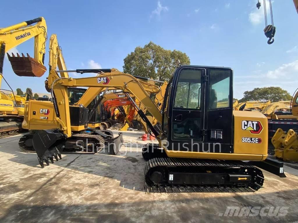 CAT 305.5 E حفارات زحافة
