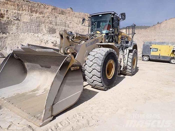 Komatsu WA475-10 لوادر بعجل