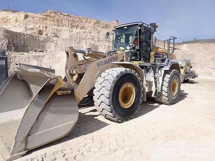 Komatsu WA475-10 لوادر بعجل