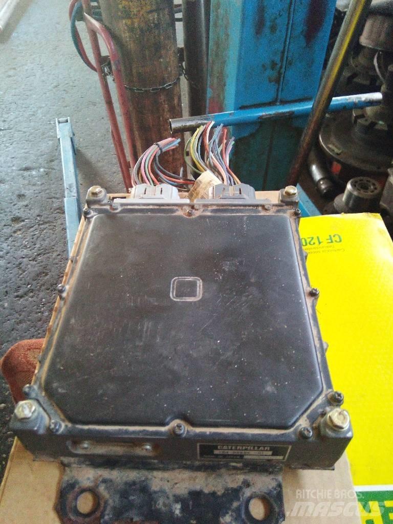 CAT 325 B LN إلكترونيات