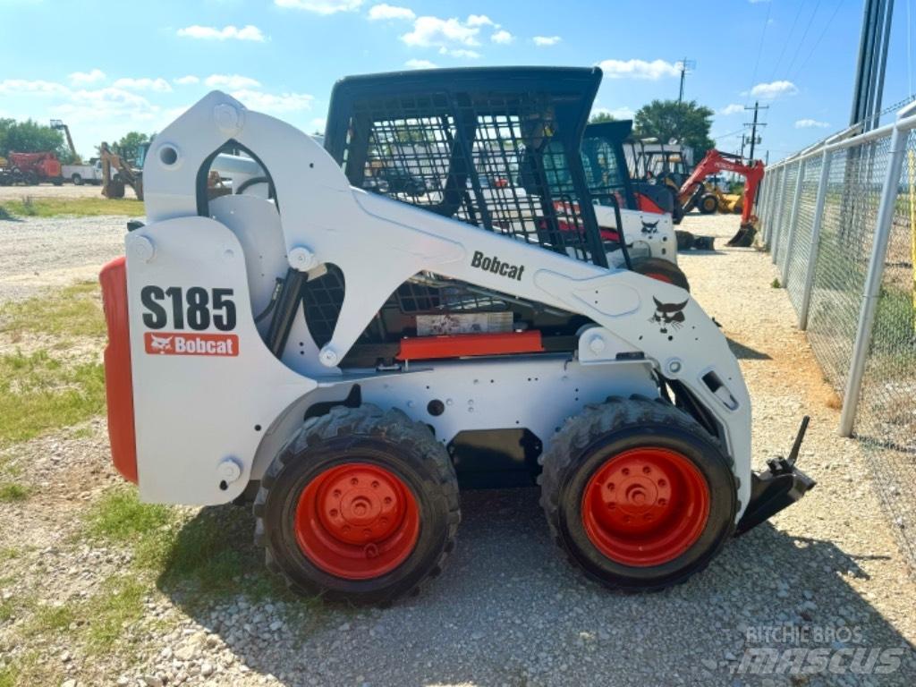 Bobcat S 185 لوادر انزلاقية التوجيه