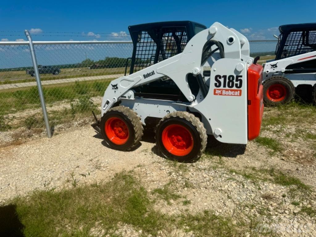 Bobcat S 185 لوادر انزلاقية التوجيه