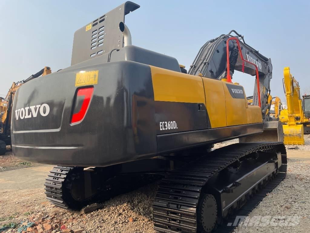 Volvo EC 360 حفارات زحافة