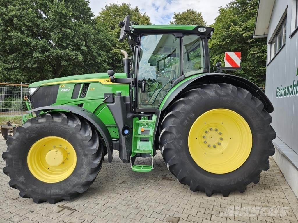 John Deere 6R195 الجرارات