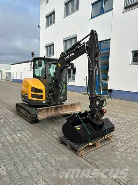 Volvo EC 35 C حفارات صغيرة أقل من 7 طن (حفارات صغيرة)