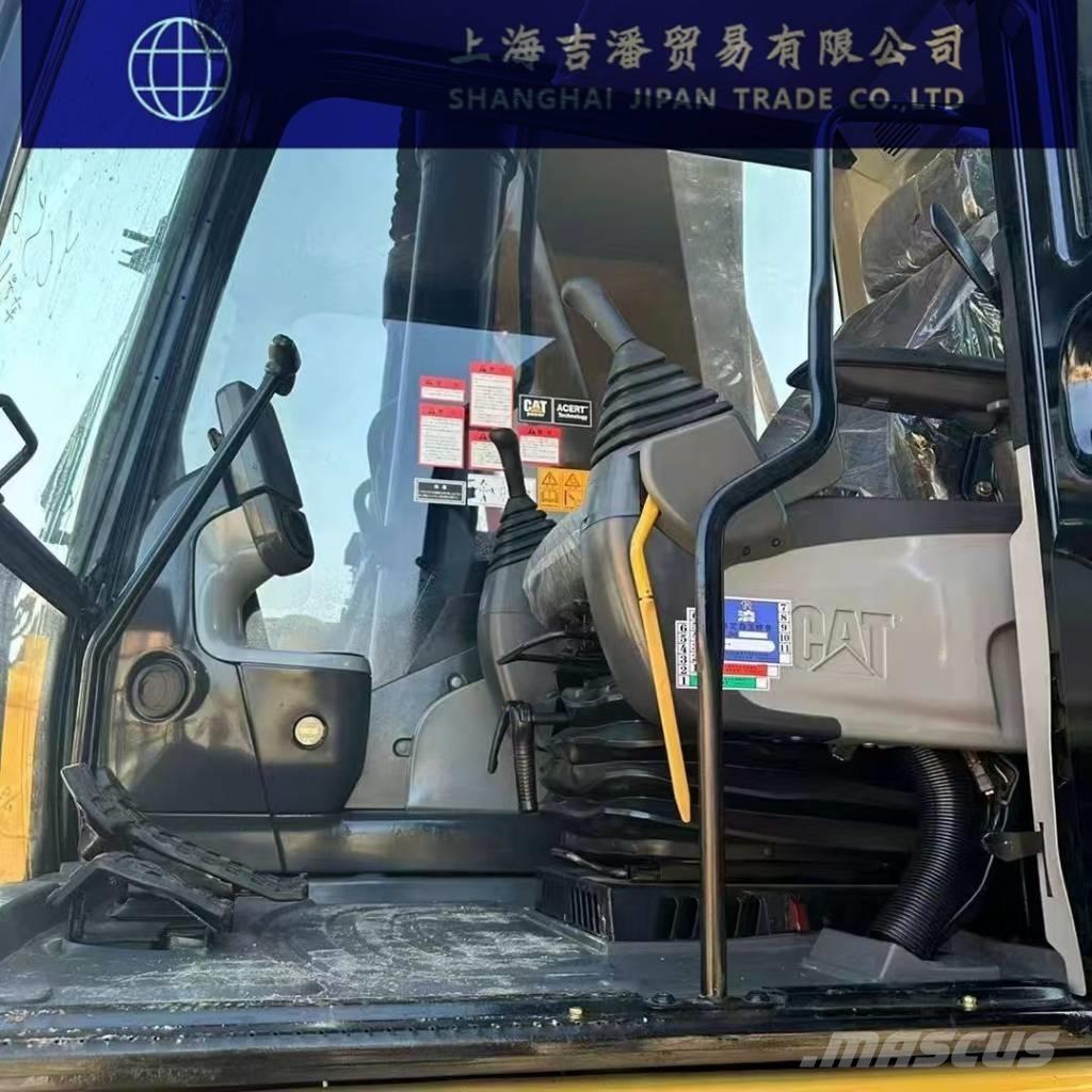 CAT 336 حفارات زحافة