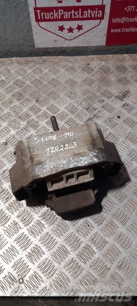 Scania 94 D.     1782203 محركات