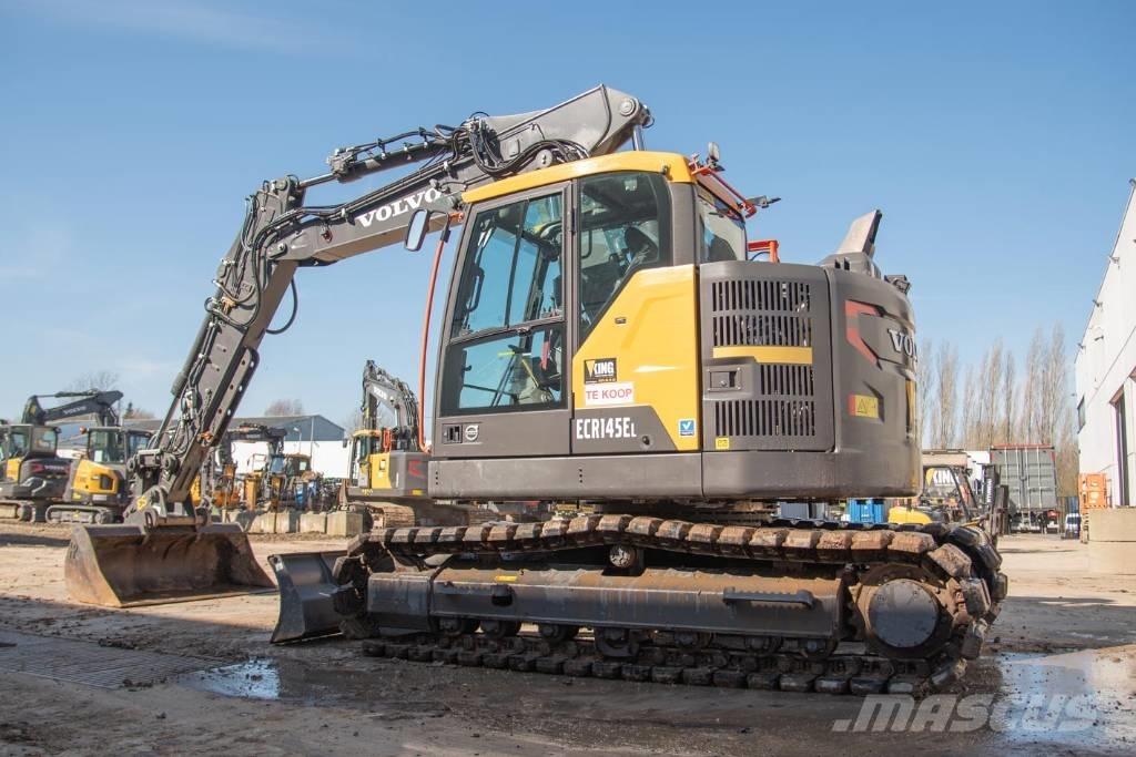Volvo ECR 145 E حفارات زحافة