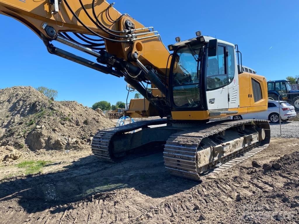 Liebherr 936 LC حفارات زحافة