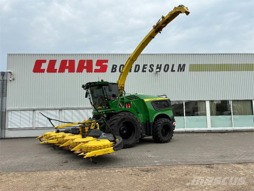 John Deere 9700i حصادات الأعلاف