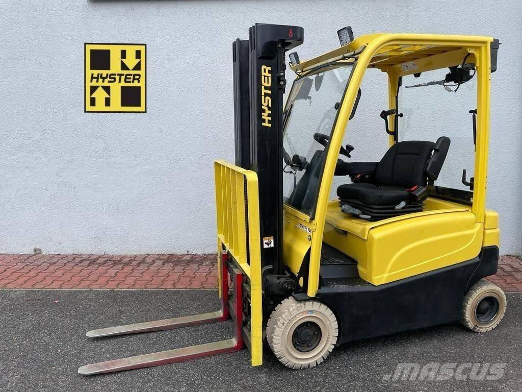 Hyster J1.6XN شاحنات ذات رافعات شوكية تعمل بالكهرباء