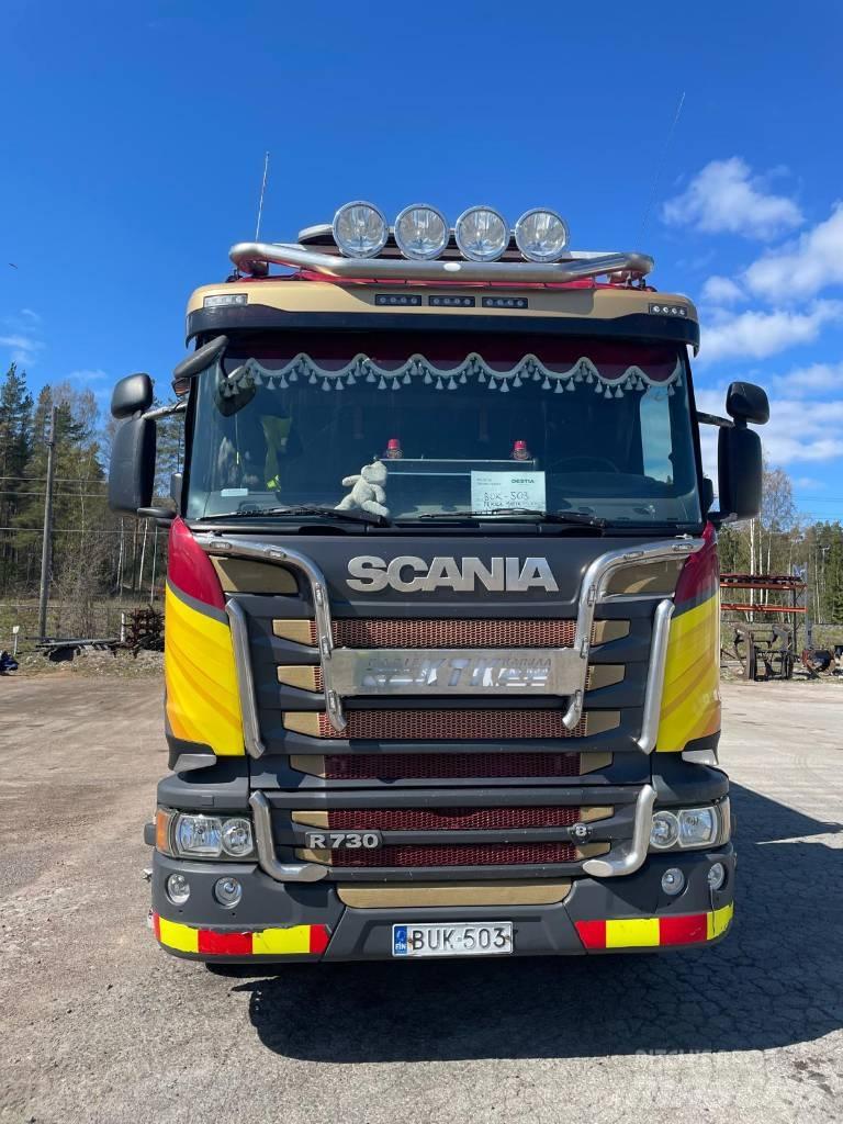 Scania R730 شاحنات قابلة للفك