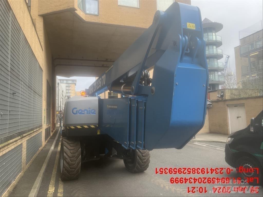 Genie ZX 135/70 رافعات سلة مفصلية