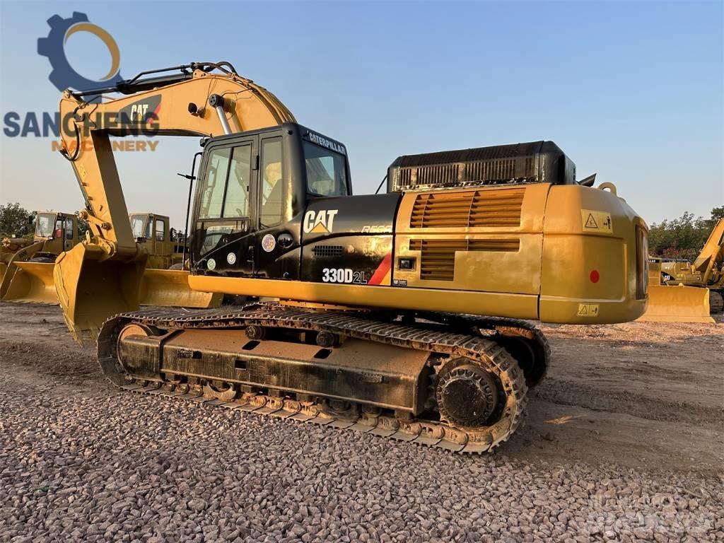 CAT 330 D2L حفارات زحافة
