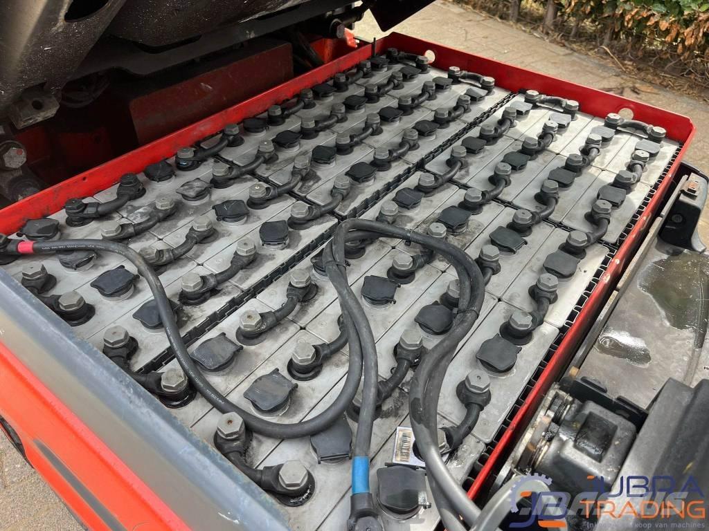 Linde E25-01 شاحنات ذات رافعات شوكية تعمل بالكهرباء
