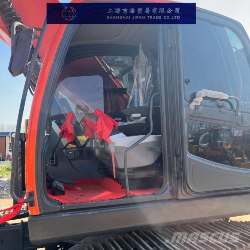 Doosan DX 225 حفارات زحافة