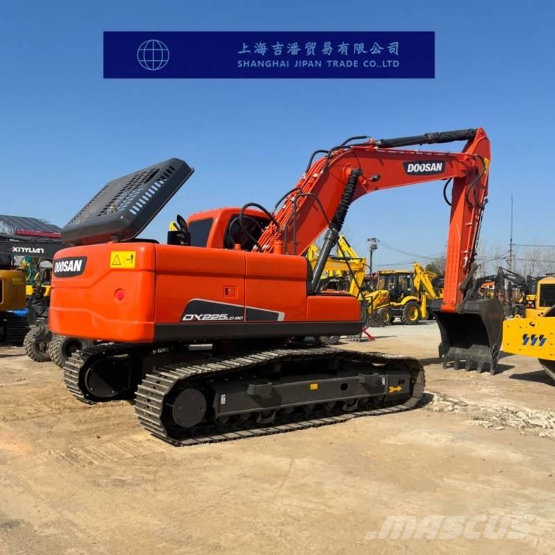 Doosan DX 225 حفارات زحافة