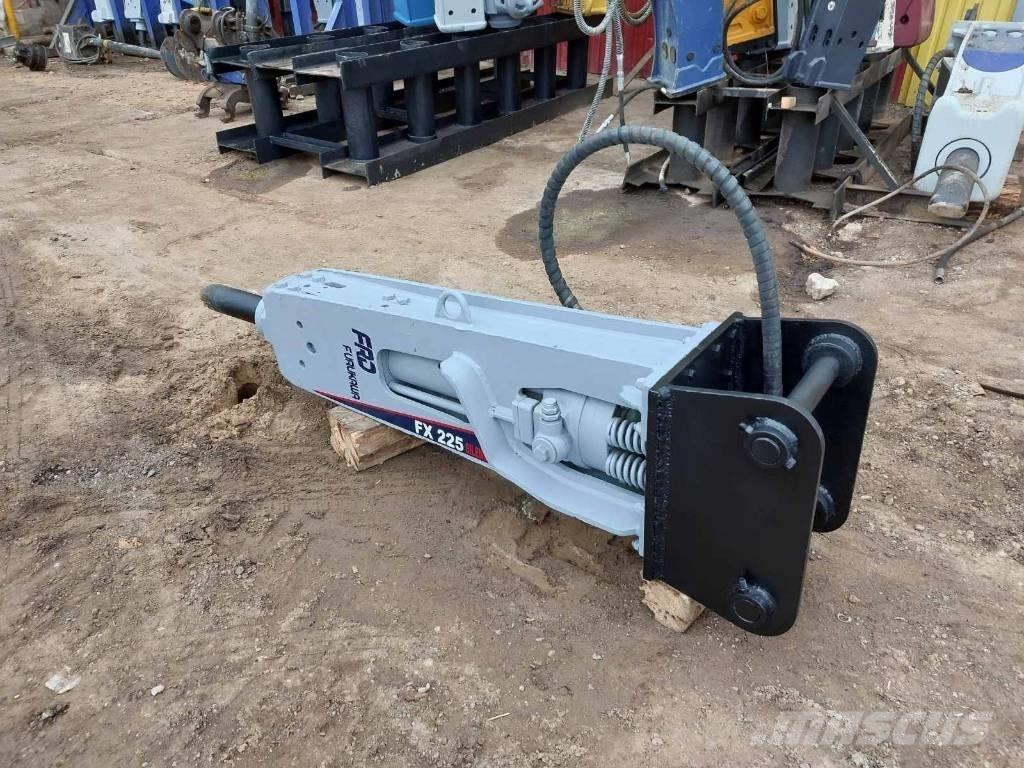 Hammer FX 225 مطارق / كسارات