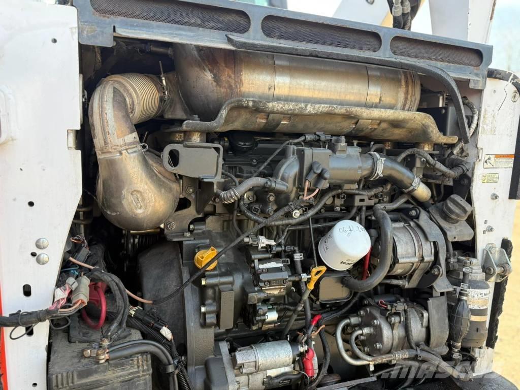 Bobcat T 770 لوادر زحافة
